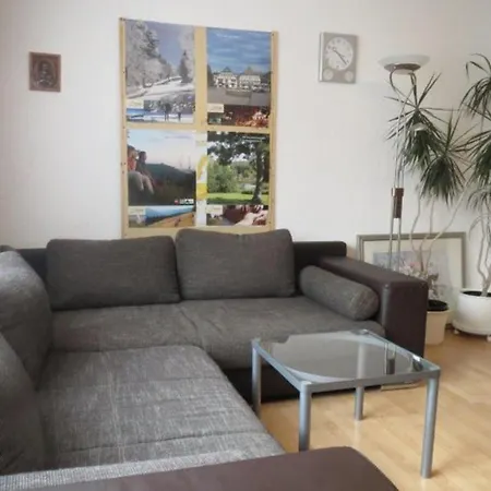 Neue Moderne Ferienwohnung Berta * Брилон